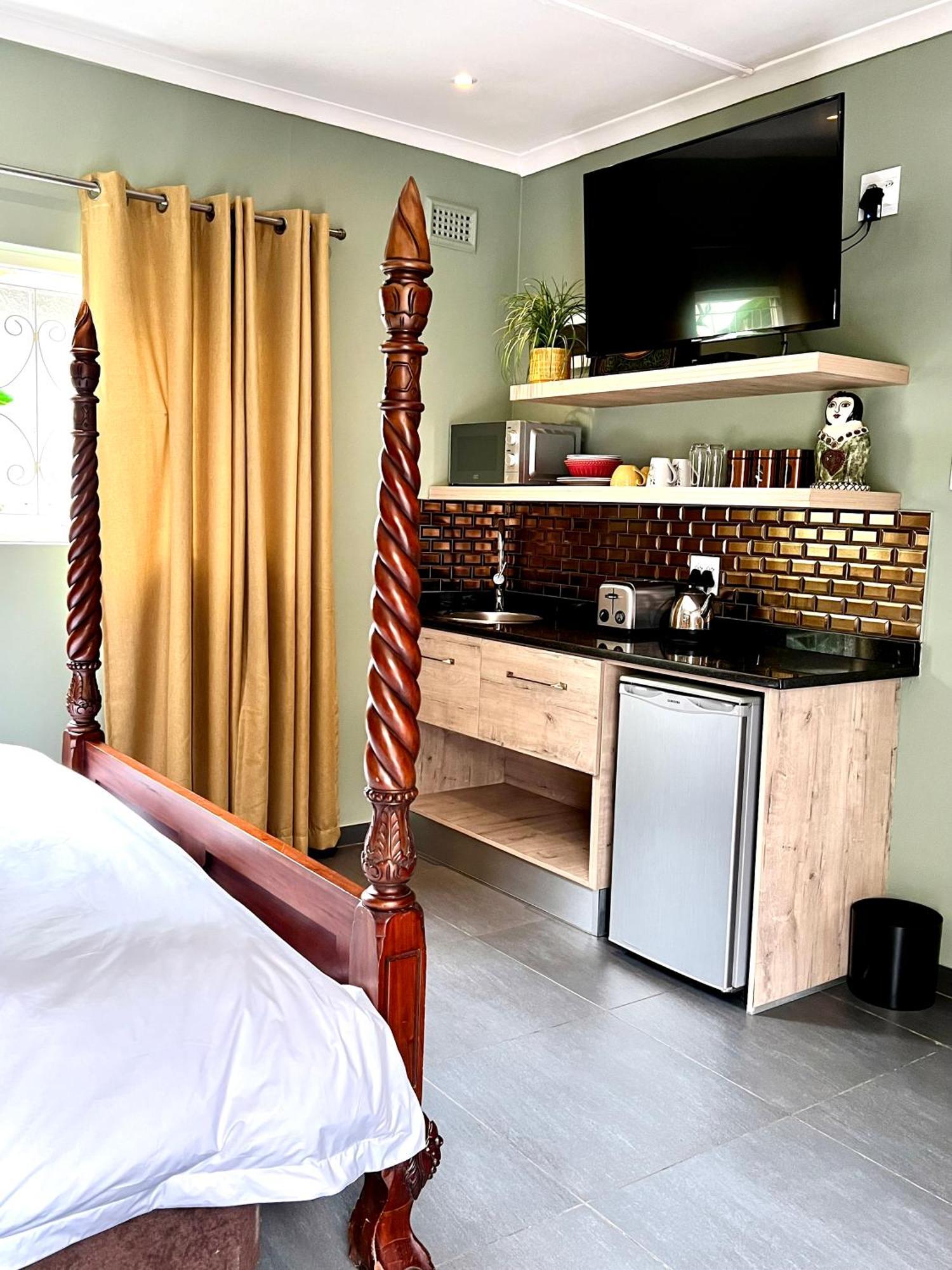 Terebinte Bed & Breakfast เดอร์บัน ภายนอก รูปภาพ
